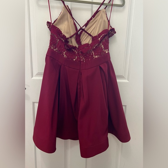 Luxxel Lace top skater dress - Picture 2 of 10